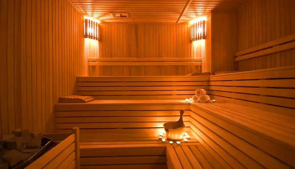 هتل ام جی وایت لیلیوم